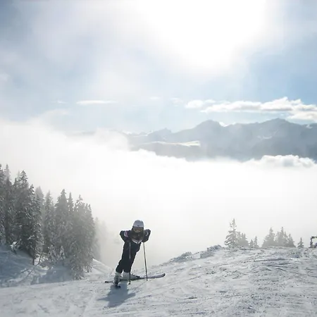 Hotel apartamentowy Charlotte Am Geigenbuehel -apartments Seefeld w Tirolu