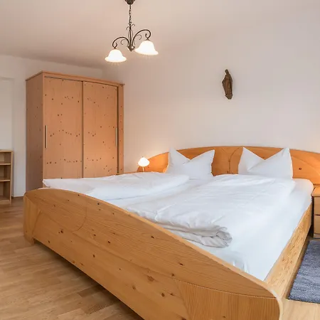 Charlotte Am Geigenbuehel -apartments Ξενοδοχείο με διαμερίσματα 3*