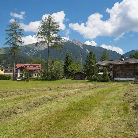 Lägenhetshotell Charlotte Am Geigenbuehel -apartments