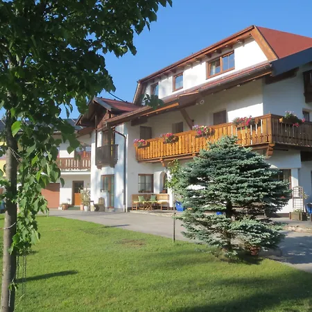 Hotel apartamentowy Charlotte Am Geigenbuehel -apartments 3*