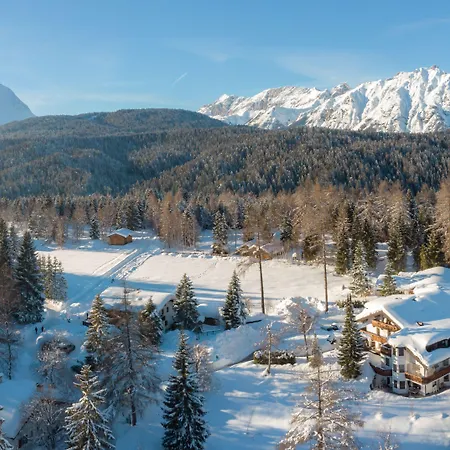 Charlotte Am Geigenbuehel -apartments Hotel apartamentowy 3*