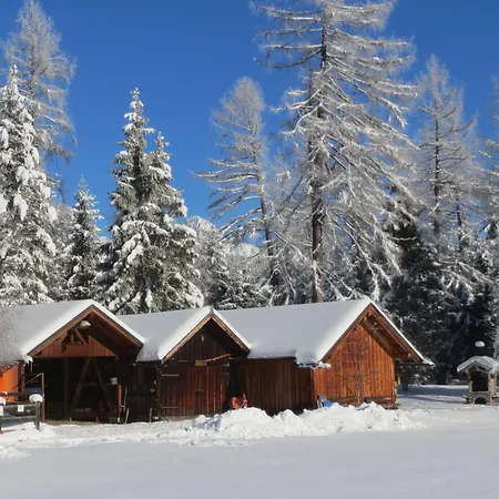 Charlotte Am Geigenbuehel -apartments Lägenhetshotell Seefeld in Tirol