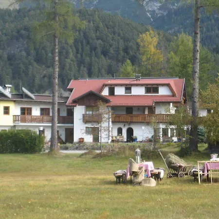 Charlotte Am Geigenbuehel -apartments Ξενοδοχείο με διαμερίσματα