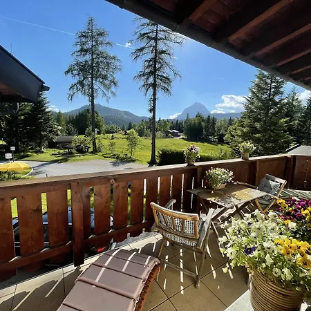 Aparthotel Charlotte Am Geigenbuehel -apartments 3*