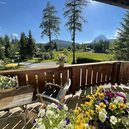 Charlotte Am Geigenbuehel -apartments