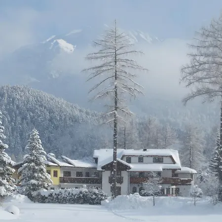 Lägenhetshotell Charlotte Am Geigenbuehel -apartments
