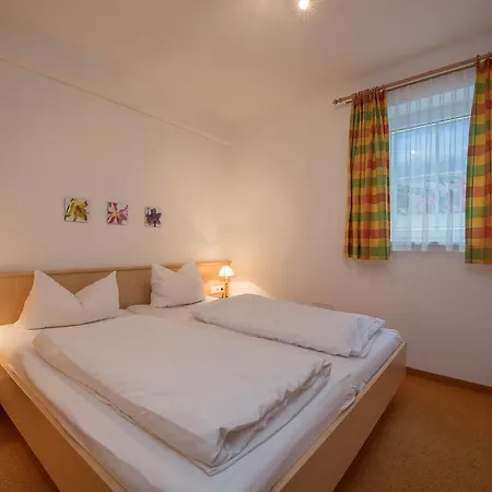 Charlotte Am Geigenbuehel -apartments Hotel apartamentowy 3*