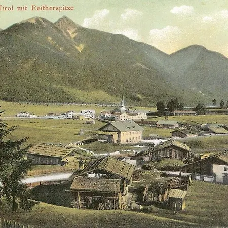 Charlotte Am Geigenbuehel -apartments Lägenhetshotell Seefeld in Tirol