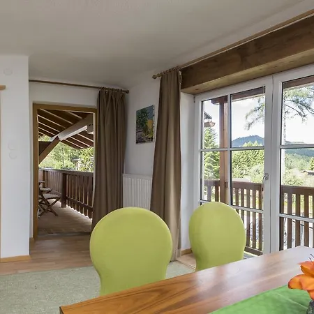 Charlotte Am Geigenbuehel -apartments 3*