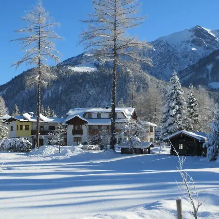 Charlotte Am Geigenbuehel -apartments