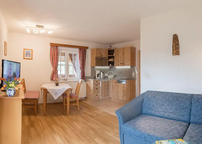 Charlotte Am Geigenbuehel -apartments Aparthotel Seefeld in Tirol