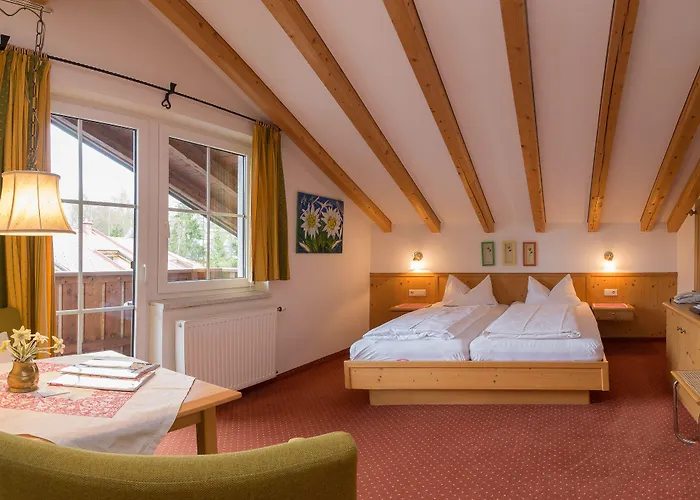 Charlotte Am Geigenbuehel -apartments Aparthotel