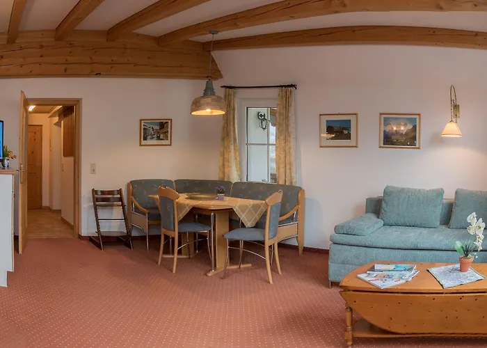Charlotte Am Geigenbuehel -apartments