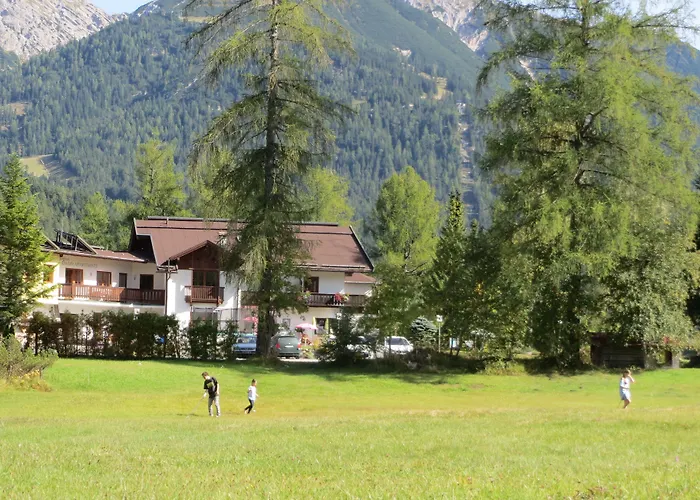 Charlotte Am Geigenbuehel -apartments 公寓式酒店 3*