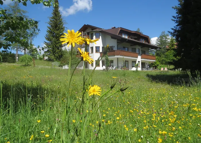 Aparthotel Charlotte Am Geigenbuehel -apartments Seefeld in Tirol