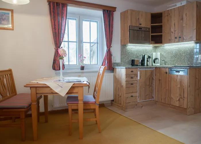 Aparthotel Charlotte Am Geigenbuehel -apartments 3*