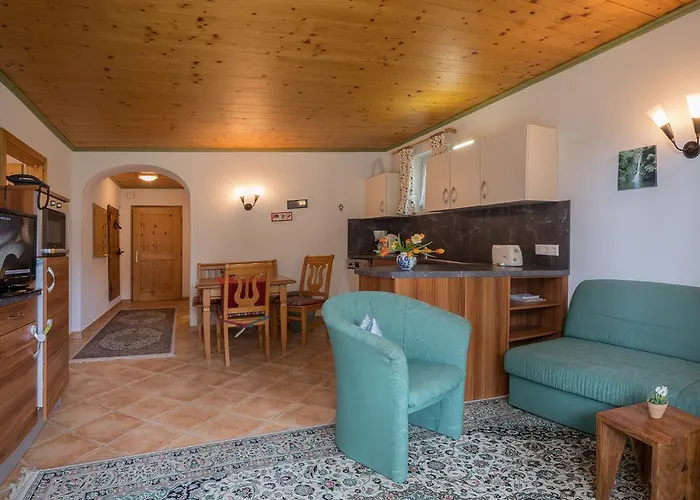 Charlotte Am Geigenbuehel -apartments