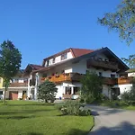 Charlotte Am Geigenbuehel -apartments Apartmanhotel 3*