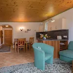Charlotte Am Geigenbuehel -apartments