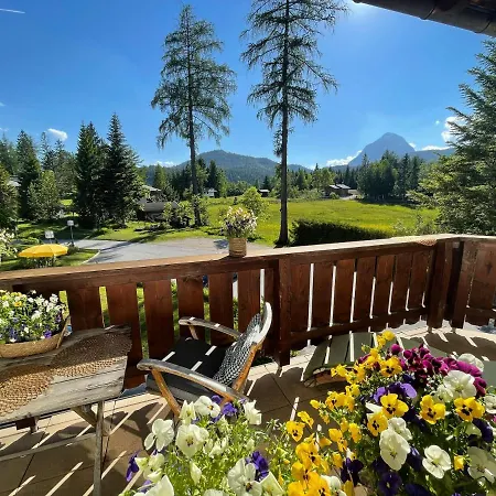 Charlotte Am Geigenbuehel -apartments 3* זיפלד אין טירול