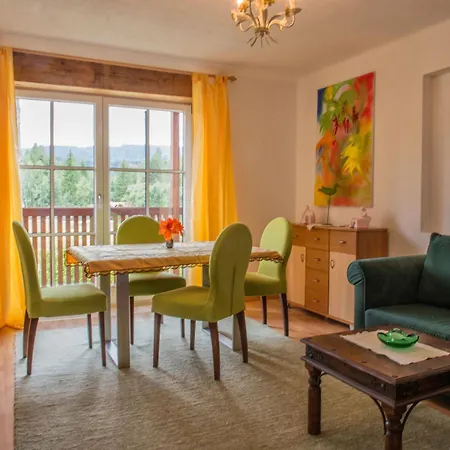 Charlotte Am Geigenbuehel -apartments 3*