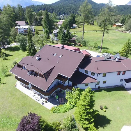 מלון דירות Charlotte Am Geigenbuehel -apartments 3*