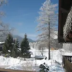 Charlotte Am Geigenbuehel -apartments